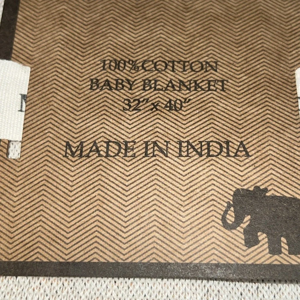 Made In India Baby Giraffe Blanket, Reversible  Knitted  Cotton Ivory/Yellow New